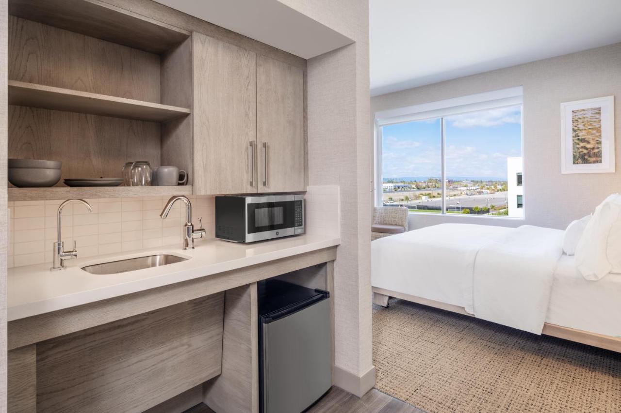 Element San Jose Airport Hotel Екстериор снимка